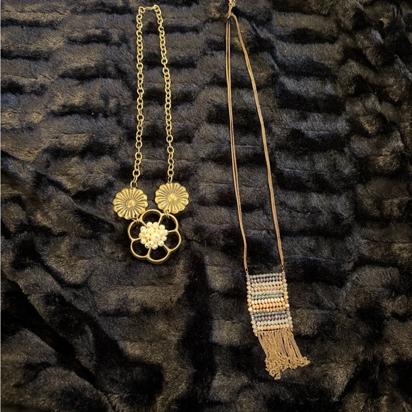 Jewelry - Unique Vintage Gold Flower w/Pearls Pendant Necklace 24in& Bead Necklace 30 in